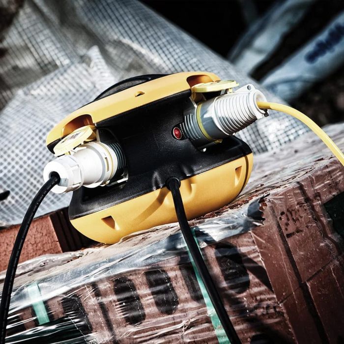 Produktbild von Defender E712654 V3 Splitter Base 110V 4x16A Ausgänge